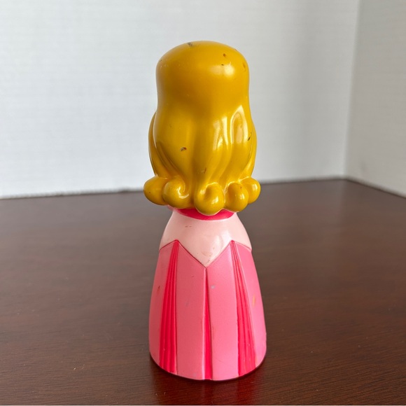 Set of Five Disney Character Bath or Pool Toys - Picture 6 of 13